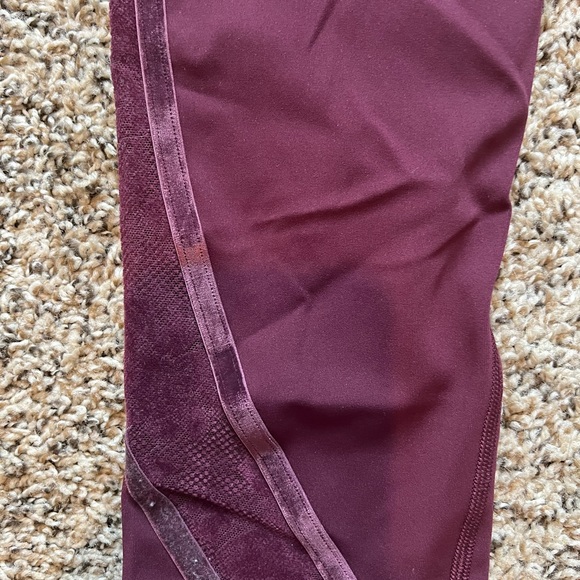 Lululemon limited edition wonder under leggings 23 inch - Picture 5 of 7